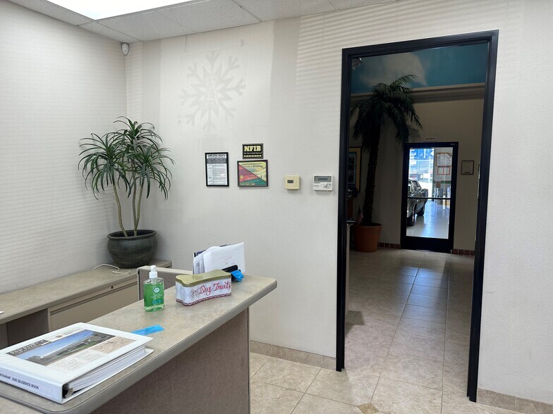 More Photos Of 638-644 N Eckhoff St, Orange Warehouse For Sale