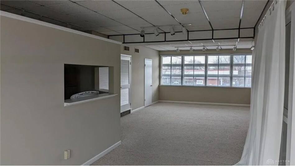 More Photos Of 504 E Dorothy Ln, Dayton Storefront Retail Residential For Sale