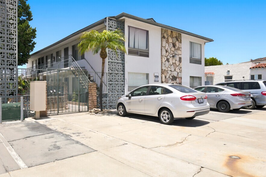More Photos Of 4326-4336 33rd St, San Diego Apartments For Sale