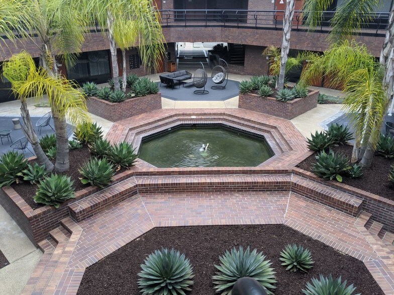 More Photos Of 5151 Shoreham Pl, San Diego Office For Lease