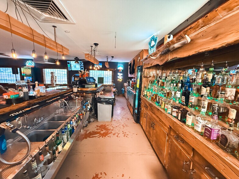 More Photos Of 4369 S US Highway 191, Safford Restaurant For Sale
