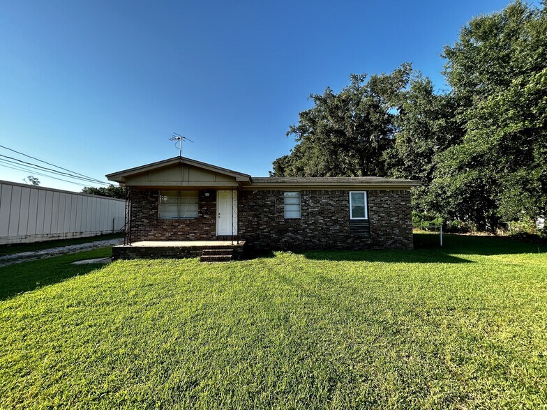 Primary Photo Of 1010 Creighton Rd, Pensacola Office For Sale