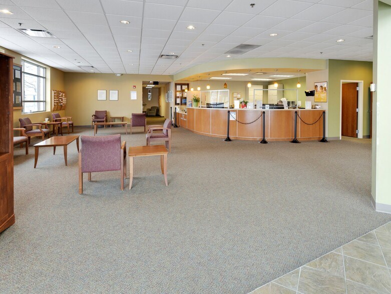 More Photos Of 1975 Melissa Ln, Aurora Health Club For Sale