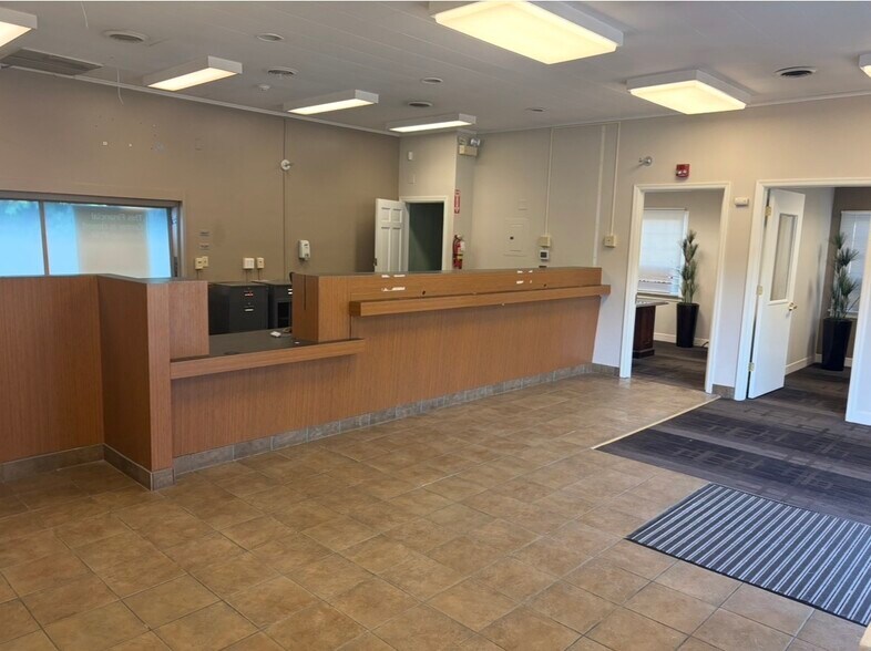 More Photos Of 709 New Brunswick Ave, Phillipsburg Bank For Lease