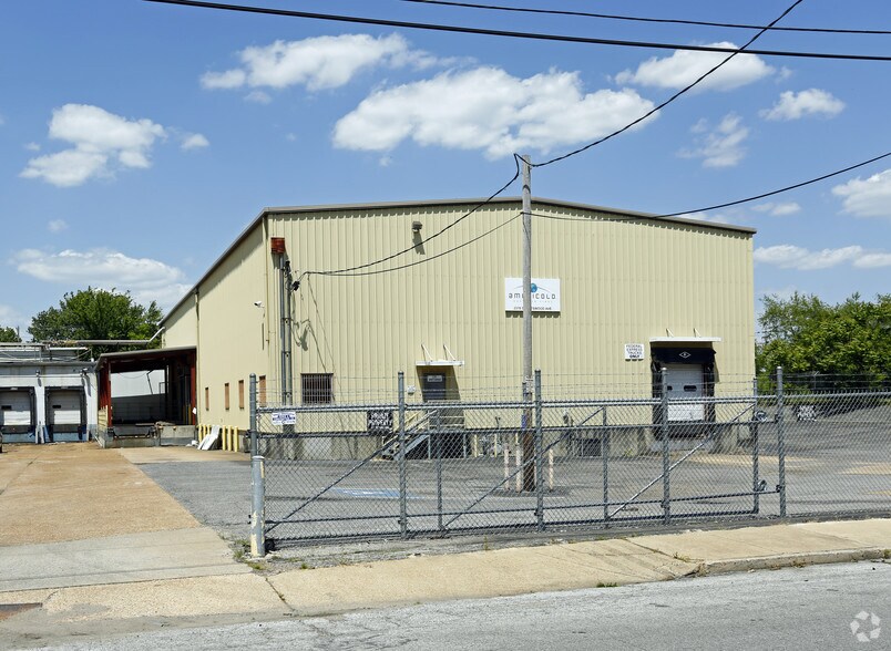 Primary Photo Of 2378 Spottswood Ave, Memphis Warehouse For Lease
