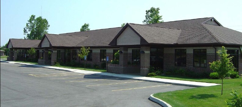 More Photos Of 3969-3975 Navarre Ave, Oregon Office For Lease