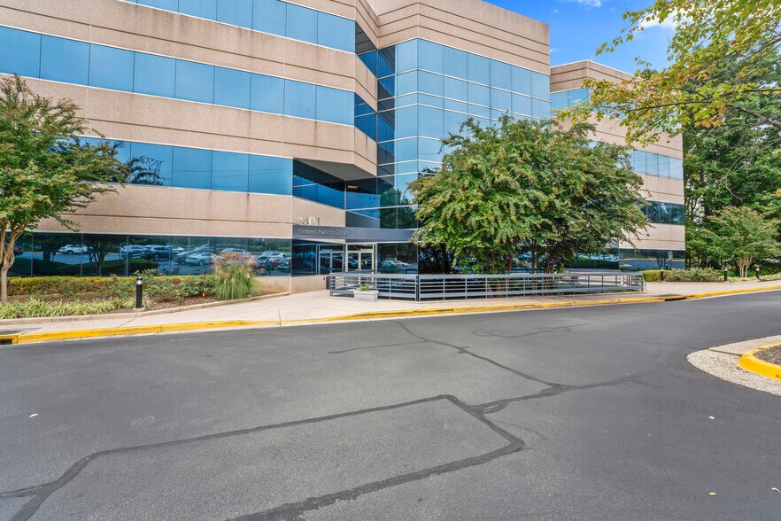 More Photos Of 1801 Robert Fulton Dr, Reston Medical For Sale