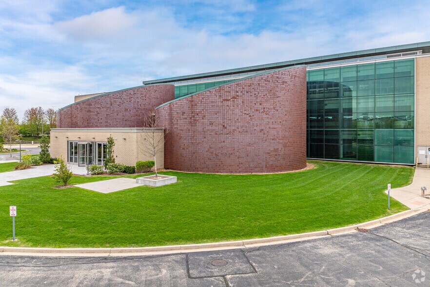 More Photos Of 28301 Ferry Rd, Warrenville Hospital For Sale