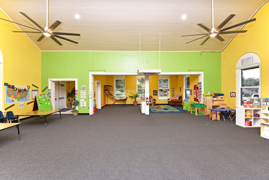 More Photos Of 1220 Mulcahy St, Rosenberg Religious Facility For Sale