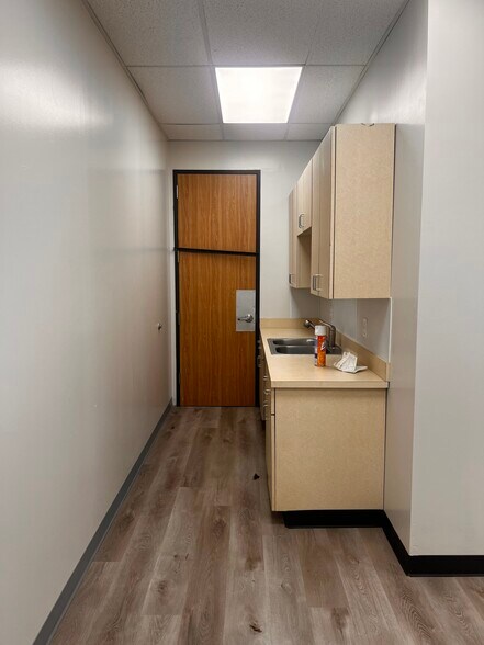 More Photos Of 11950 Alief Clodine Rd, Houston Light Distribution For Lease