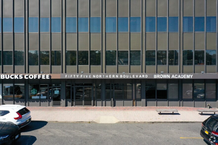 More Photos Of 55 Northern Blvd, Great Neck Office For Lease