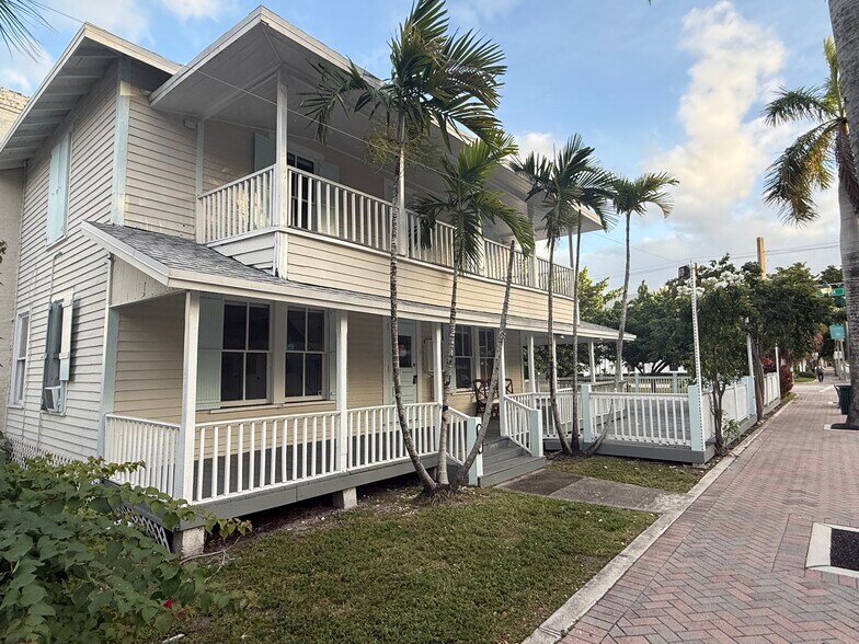 Primary Photo Of 85 SE 6th Ave, Delray Beach Restaurant For Lease