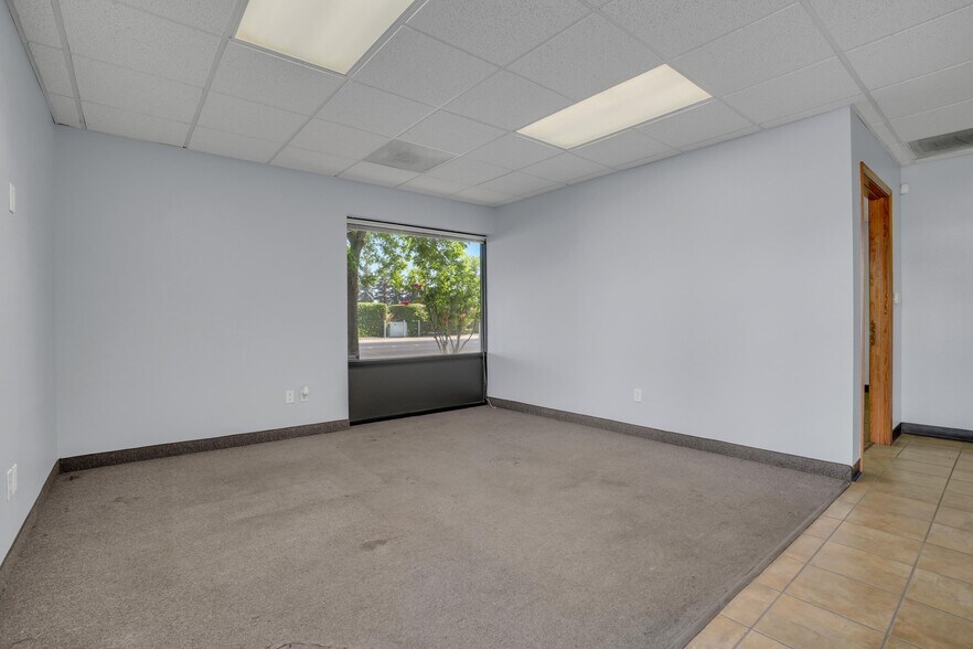 More Photos Of 1275 Venture Ln, Turlock Warehouse For Lease