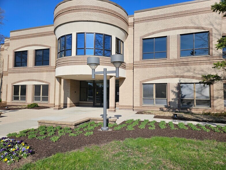 Primary Photo Of 3021 E 98th St, Indianapolis Office For Lease