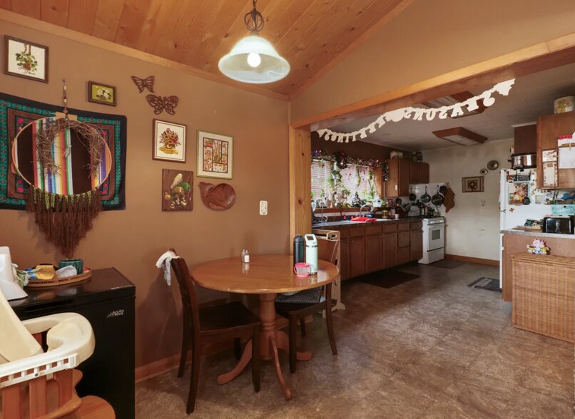More Photos Of 311 McKinley St, Deer Creek Apartments For Sale