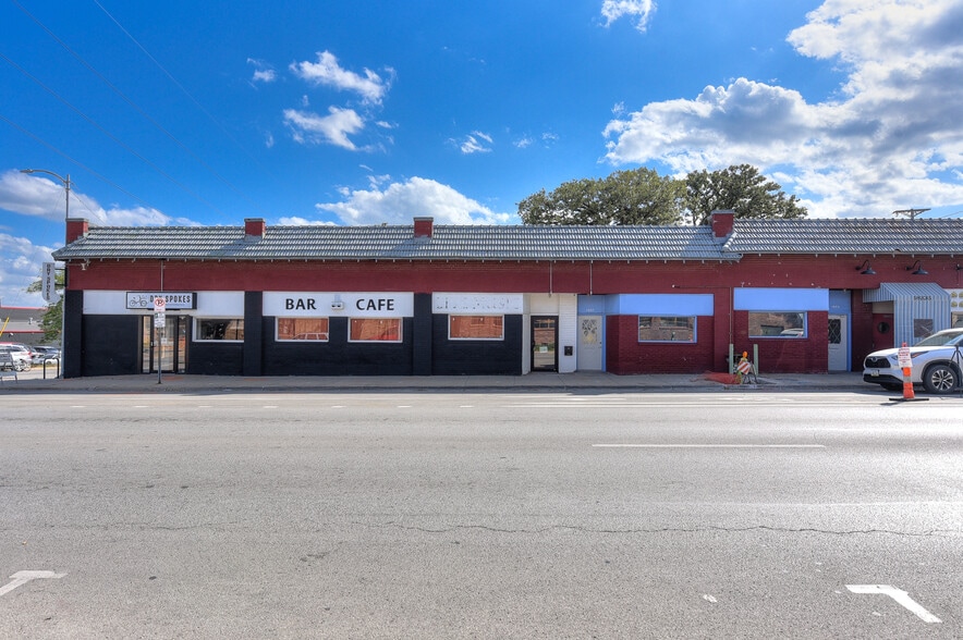 More Photos Of 1915 19th & Leavenworth Building, Omaha Restaurant For Lease