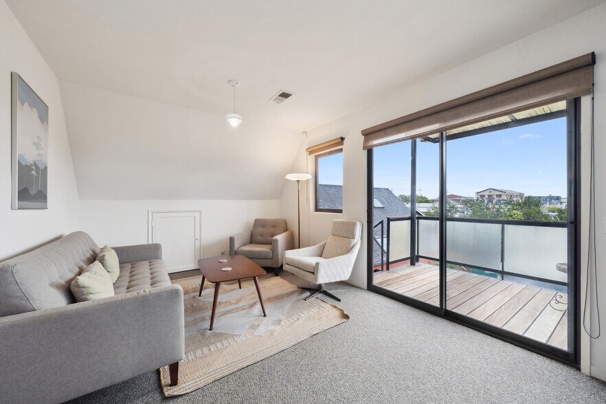 More Photos Of 1010 Grayson St, Berkeley Office Residential For Sale