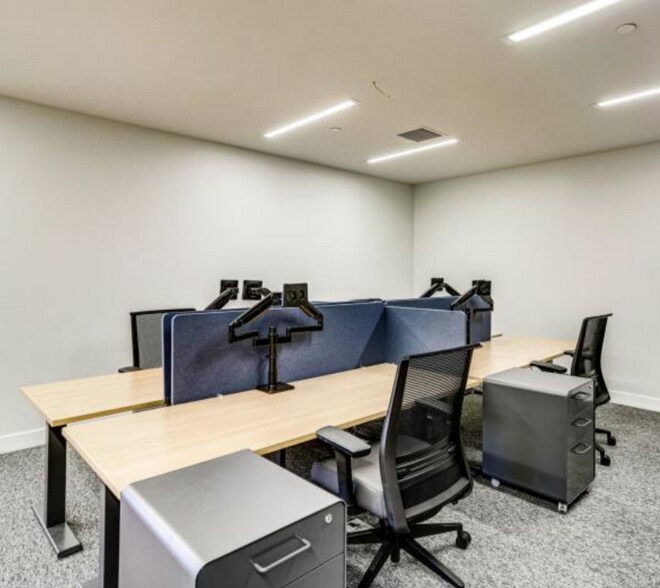 More Photos Of 1716 14th St NW, Washington Office Residential For Lease