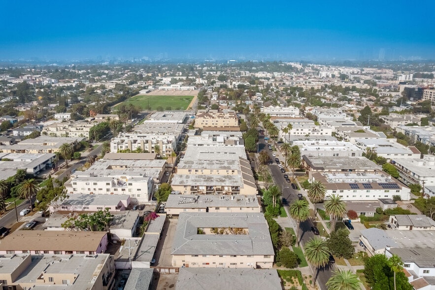More Photos Of 3705 WESTWOOD BL, Los Angeles Apartments For Sale