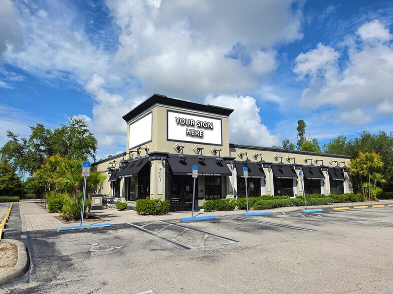 Primary Photo Of 9001 Park Royal Dr, Fort Myers Restaurant For Sale