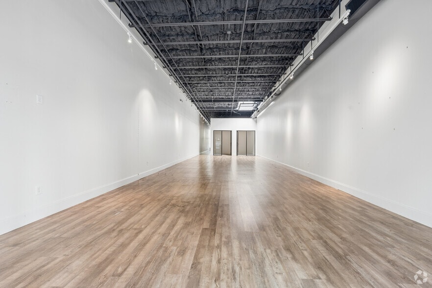 More Photos Of 1831 Peachtree Rd NW, Atlanta Storefront For Lease