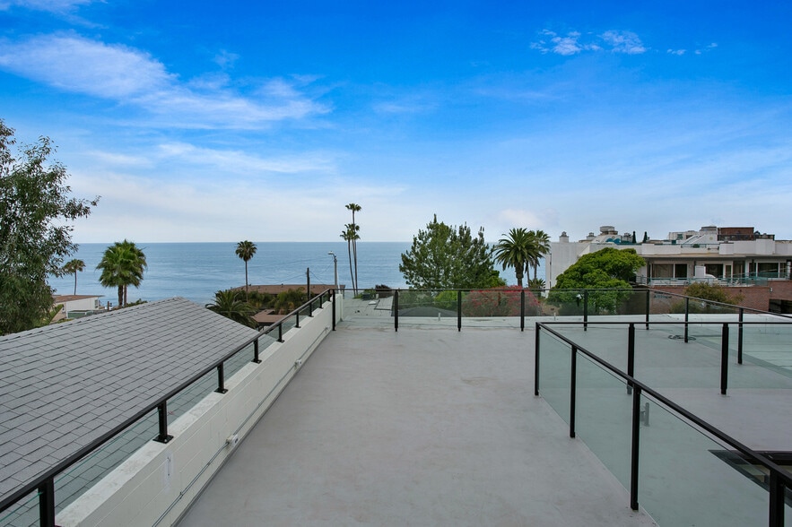 More Photos Of 618 S Coast Hwy, Laguna Beach Apartments For Sale
