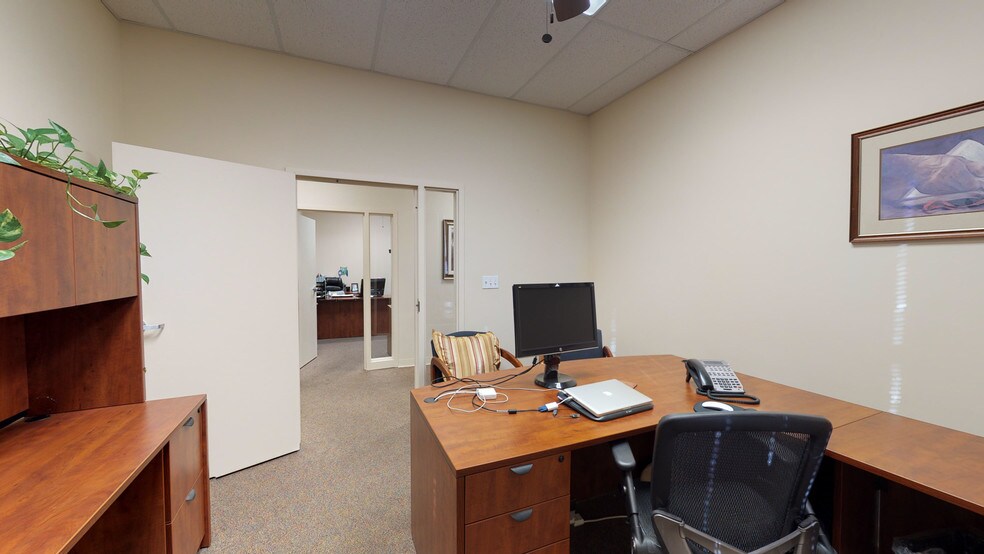 More Photos Of 150 Kendall Point Dr, Oswego Manufacturing For Lease