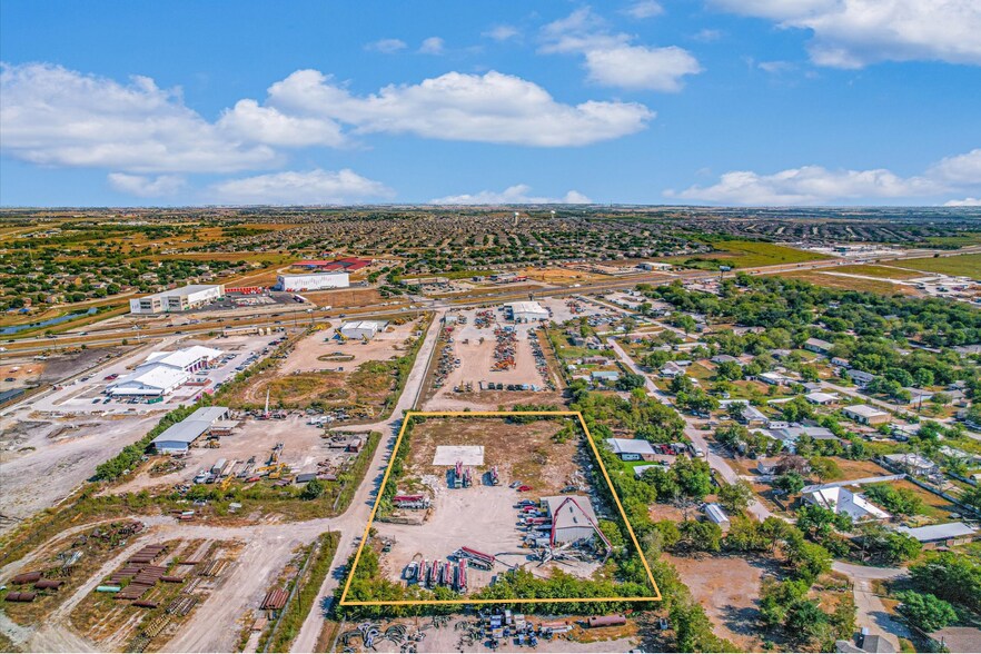 More Photos Of 12725 HWY 290 E, Manor Warehouse For Sale