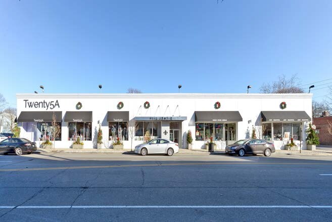 Primary Photo Of 648-650 Willis Ave, Williston Park Storefront For Lease