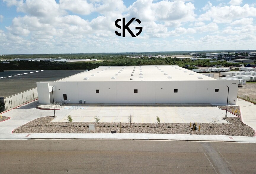 Primary Photo Of 14609 Atlanta Dr, Laredo Warehouse For Sale