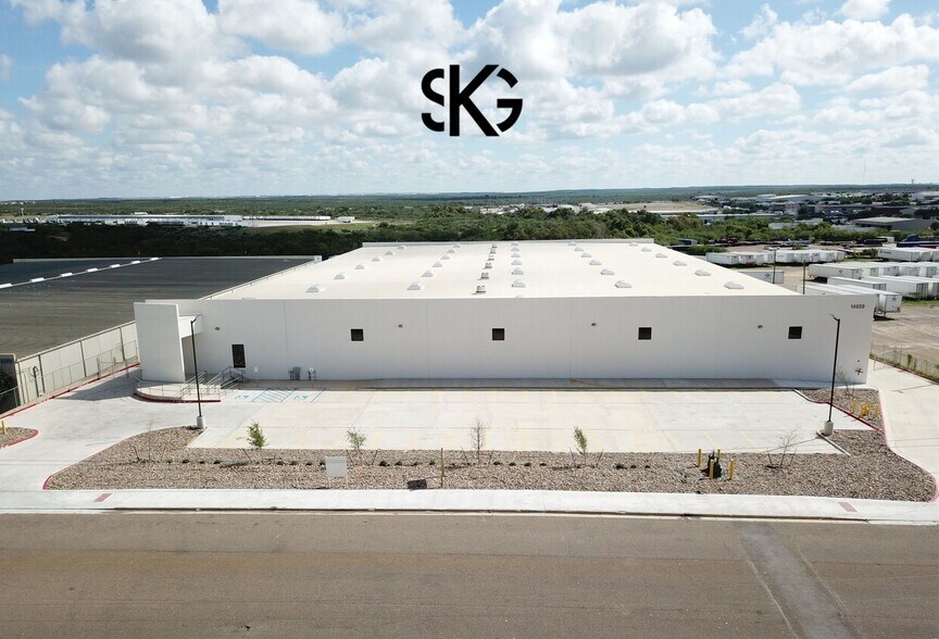 More Photos Of 14609 Atlanta Dr, Laredo Warehouse For Lease