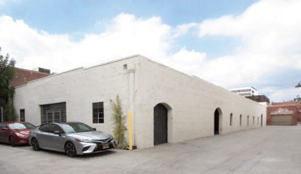 More Photos Of 132-134 W Colorado Blvd, Pasadena Storefront For Lease