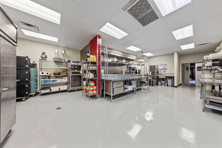 More Photos Of 553 California Ave, Boulder City Restaurant For Sale