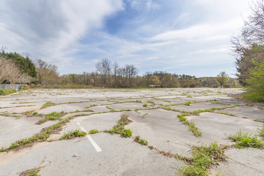 More Photos Of 4403 Clemson Blvd, Anderson Land For Lease
