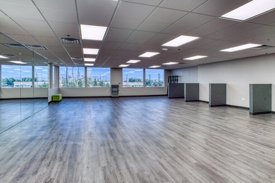 More Photos Of 2770 S Maryland Pky, Las Vegas Office For Lease
