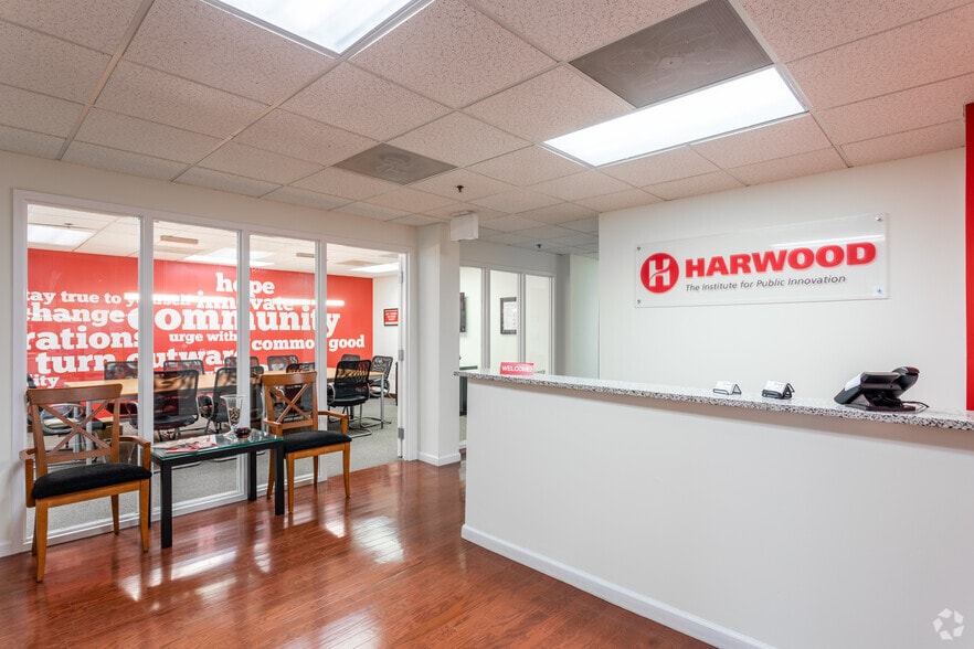 More Photos Of 4915 St. Elmo Ave, Bethesda Loft Creative Space For Lease