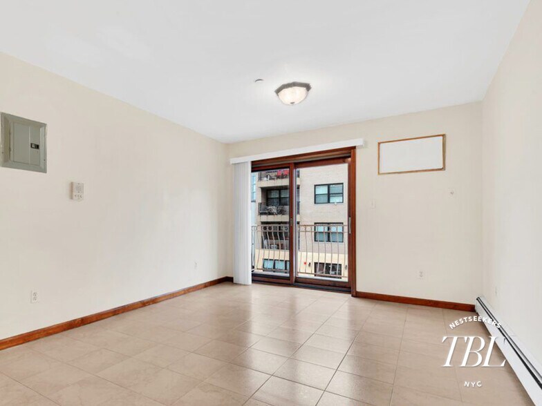 More Photos Of 1043 47th Ave, Long Island City Apartments For Sale