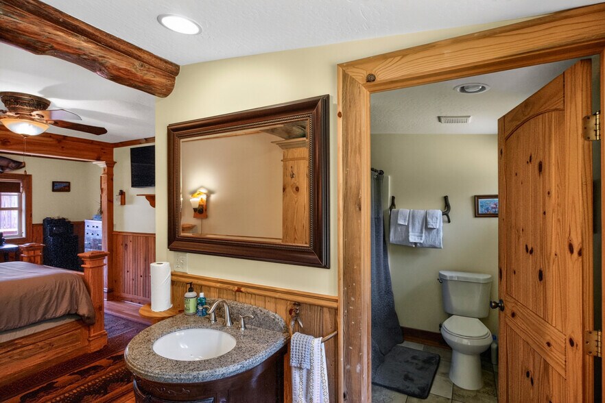 More Photos Of 1258 Highway 141, White Salmon Hospitality For Sale
