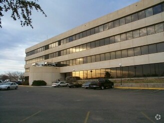 More Photos Of 1330 E 8th St, Odessa Office For Lease