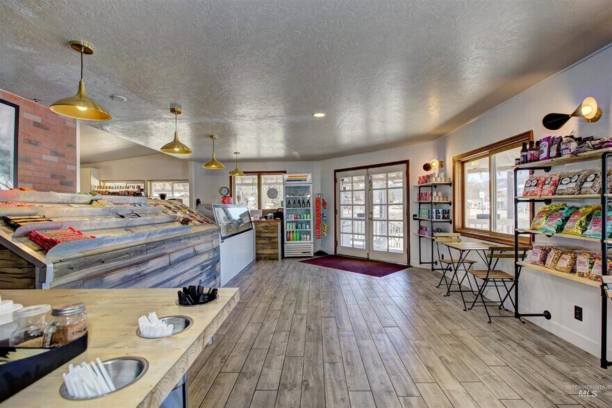 More Photos Of 101 Montgomery St, Idaho City Storefront Retail Residential For Sale