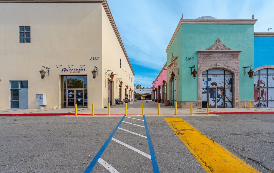 More Photos Of 11215-11389 Long Beach Blvd, Lynwood Unknown For Lease