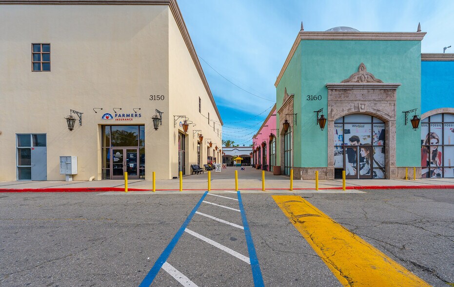 More Photos Of 11215-11389 Long Beach Blvd, Lynwood Unknown For Lease