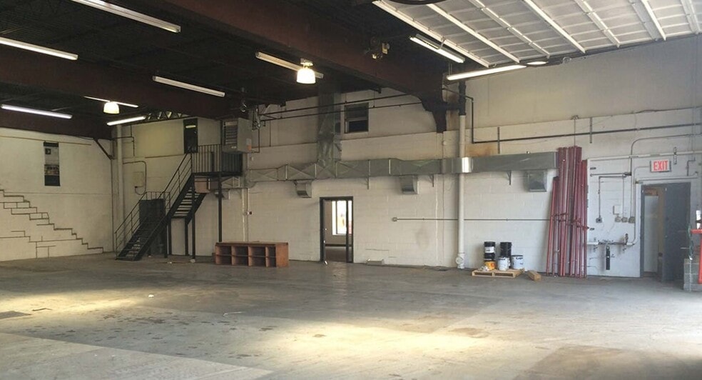 More Photos Of 5790 Broadway, Bronx Storefront For Lease