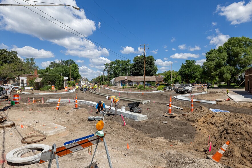 More Photos Of 2201-2205 44th Ave N, Minneapolis Restaurant For Sale