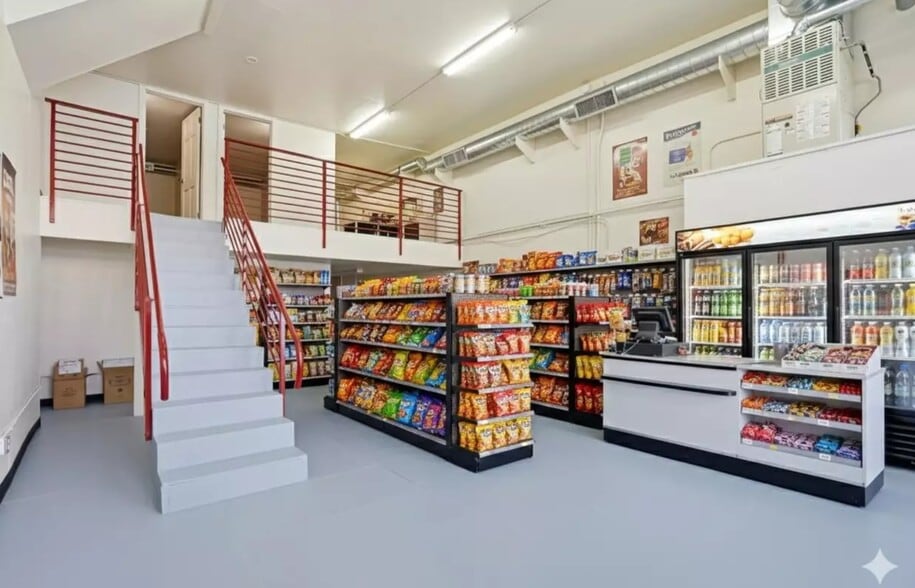 More Photos Of 733 Loring Ave, Crockett Apartments For Sale