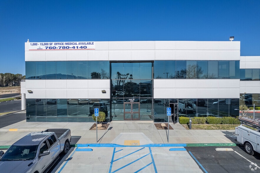 More Photos Of 12530 Hesperia Rd, Victorville Unknown For Lease