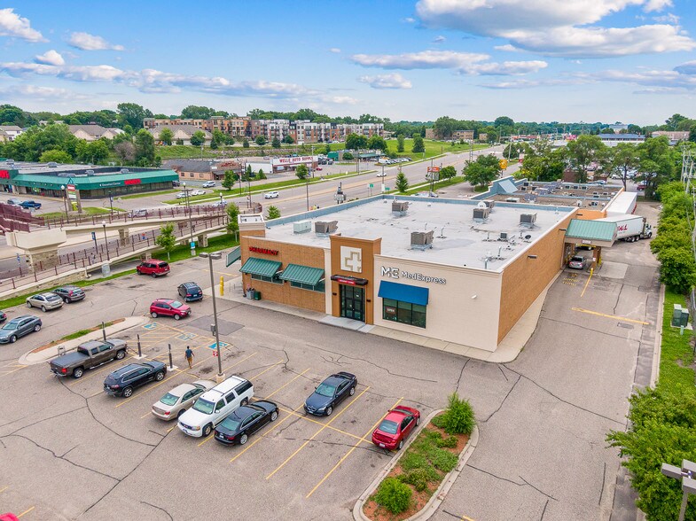 More Photos Of 4880 NE Central Ave, Minneapolis Drugstore For Sale
