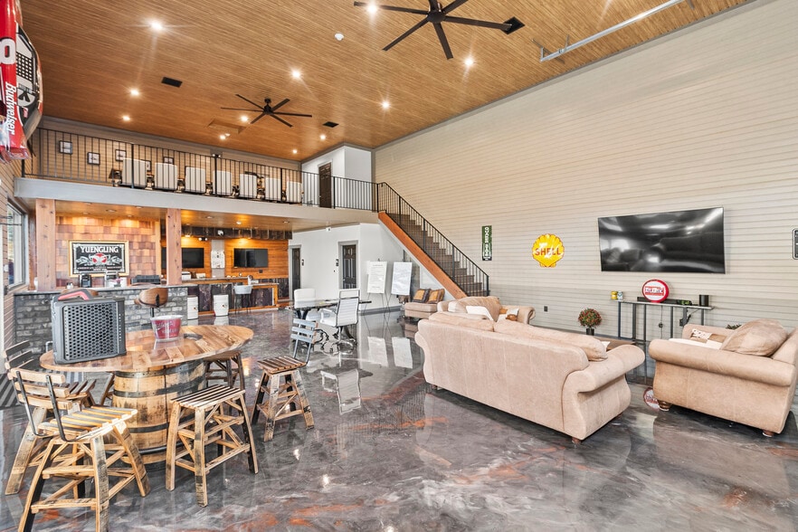 More Photos Of 144 McCrary Rd, Mooresville Flex For Sale