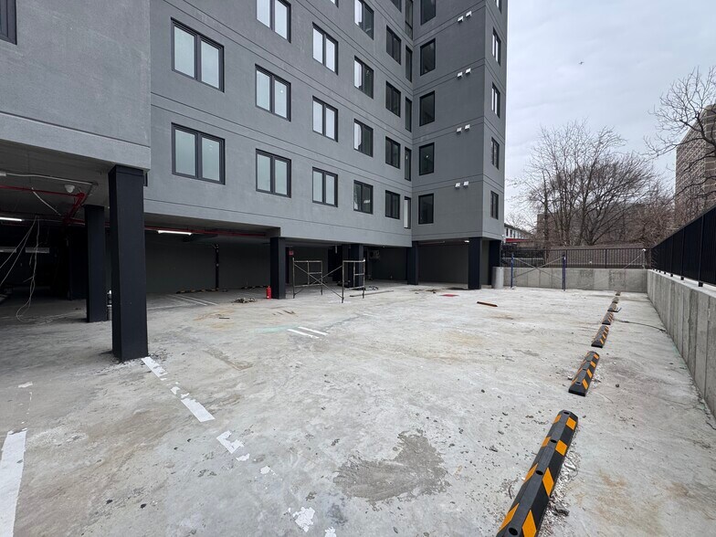 More Photos Of 1641 Undercliff Ave, Bronx Apartments For Lease