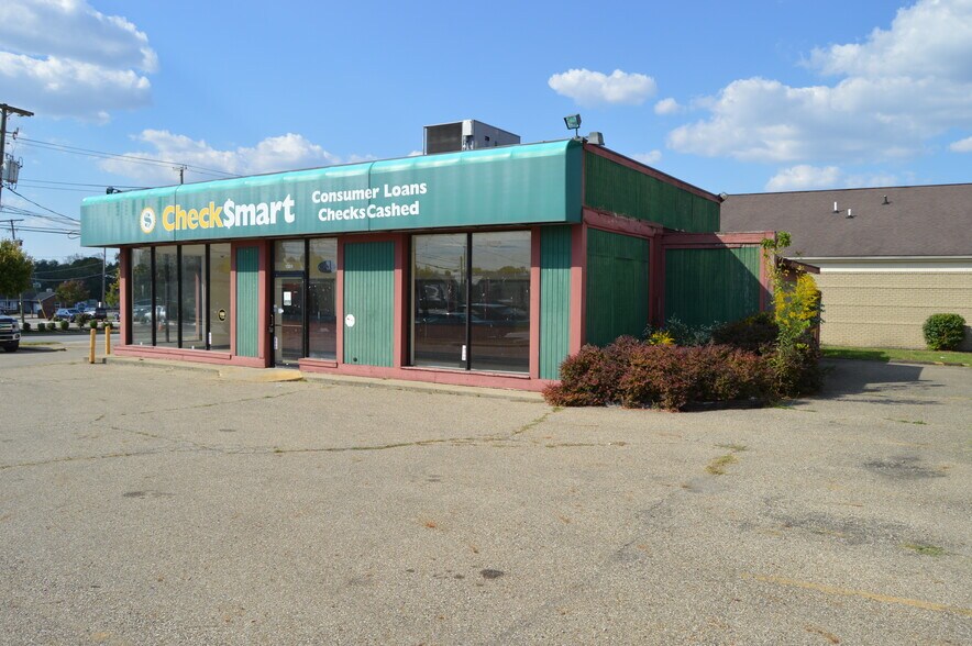 More Photos Of 1301 E Main St, Lancaster Freestanding For Sale